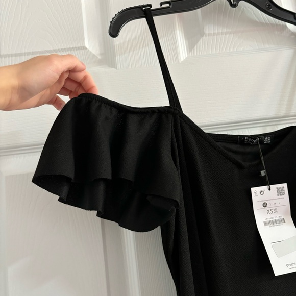 Bershka Off the Shoulder Dress - Picture 4 of 4